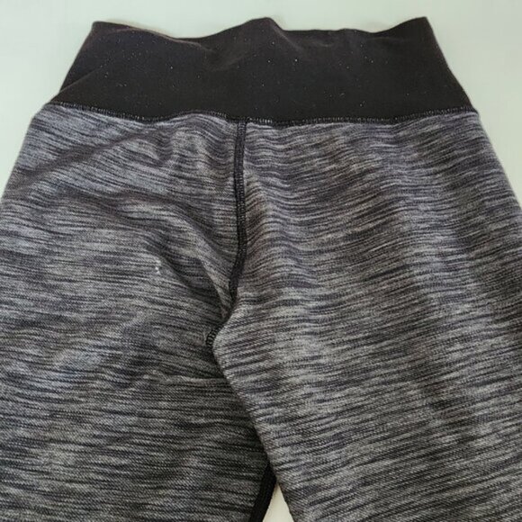 Lululemon Heathered Black Colorblcok High Rise Barre Pulse Pants - Picture 5 of 7